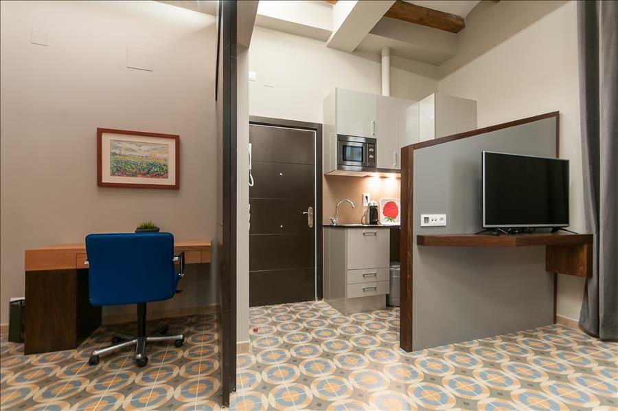 Standing Hotel Suites By Actisource Roissy-en-France Bagian luar foto